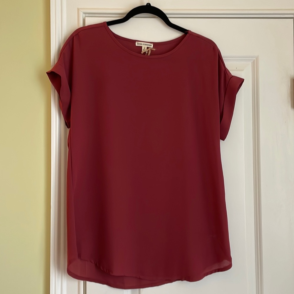 ZENANA OUTFITTERS MAROON TOP sz S